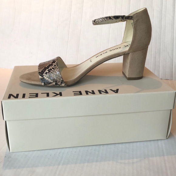 Anne Klein Shoes - Anne Klein Shoes SZ 8.5M Snakeskin Block Heels New